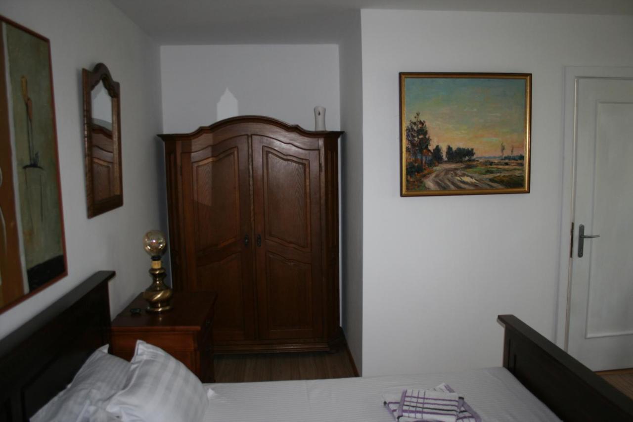Colev Rooms Focsani Luaran gambar